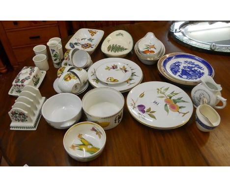 Collection of china to include Royal Worcester Evesham pattern