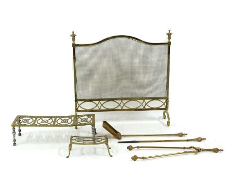 Brass fireplace equipment, comprising: fire screen with mesh gauze, set of three tools, and two stands, one with steel legs. 