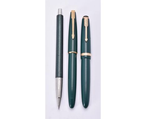 
	
		Parker, Duofold, a green fountain pen, the cap with a gilt arrow clip and cap band, the nib stamped 14K, squeeze bar fil