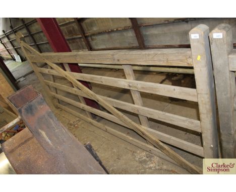 A five bar approx. 10ft wooden gate