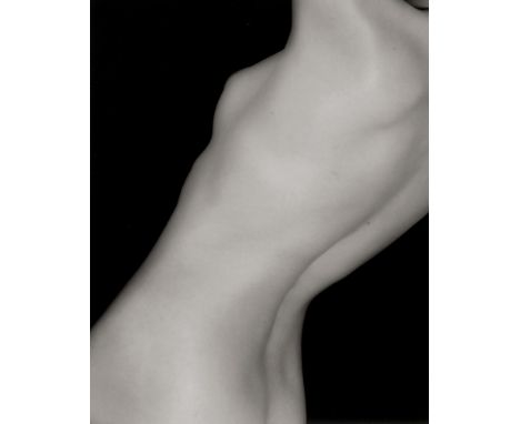 Paul, Manfred -- "Akt I". 1995. Gelatin silver print. 30,5 x 24,4 cm (37 x 27,8 cm). Photographer's stamp, therein signed, ti