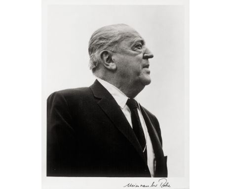 [*] Mies van der Rohe, Ludwig -- Photographer: Hedrich-Blessing (architectural photography studio, 1929 - present). Ludwig Mi