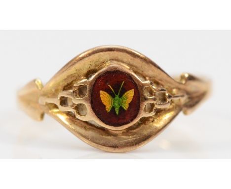 An early 20th Century 585 gold and enamel butterfly ring, K, 4mm butterfly, 1.8gContinental worn hallmarks to the outside of 