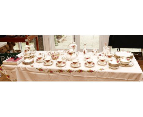 A Royal Albert Old Country Roses dinner service, comprising of, six dinner plates with a diameter of 10.5", six salad plates 