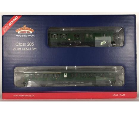 Bachmann 'OO' gauge 31-235ZDS 2H Thumper Two Car Demu BR Geeen, (V) (boxed and mint) 
