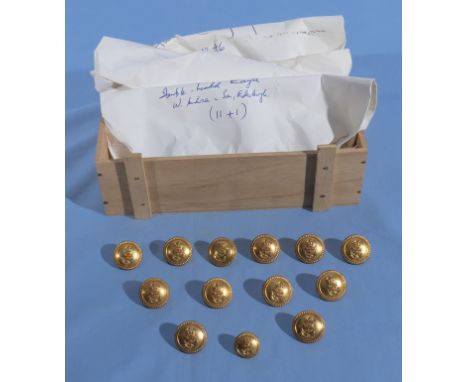 Large collection of military buttons including, Queen’s Bodyguard, 86th Regiment of Foot, Light Infantry, Royal Navy and Will
