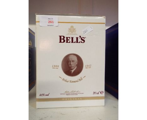 A boxed Wade decanter of Bells whisky '1868  - 1942 Arthur Kinmond Bell'