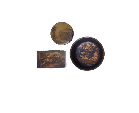 Continental 19th/20th Century A mixed lot of horn items [a] A carved horn pot&nbsp; [b] A Chinese antique large carved horn b