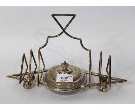 Walker & Hall Sheffield silver toast rack with integral butter dish of Art Deco design, 20oz t20oz t is just the weight of th