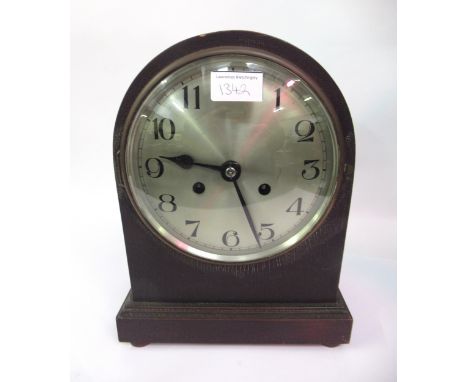 1920s Mahogany two train mantel clock, a black slate mantel clock with urn surmount and an oak aneroid barometer / thermomete