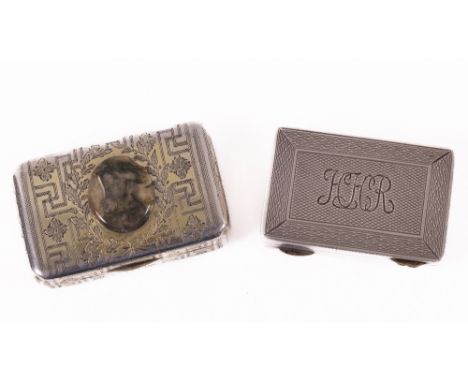 A rectangular Georgian silver Snuff Box, with chased flower head and Greek key decoration, London 1805 by Thomas Ellis, 5cms 