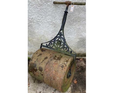 A heavy late 19th Century cast and wrought iron Garden Lawn Roller, with spring handle. (1)