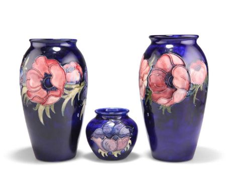 THREE WALTER MOORCROFT ANEMONE PATTERN TUBE LINED POTTERY VASES THREE WALTER MOORCROFT ANEMONE PATTERN TUBE LINED POTTERY VAS
