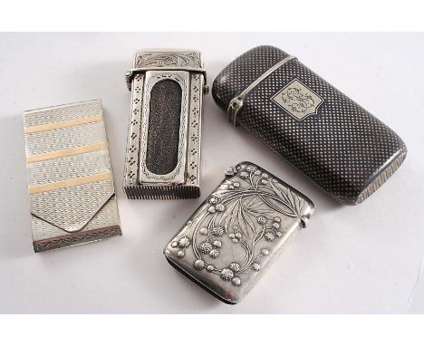 A LATE 19TH CENTURY FRENCH NIELLOWORK VESTA CASE initialled, maker's mark "S&D" c.1880, a Dutch engraved vesta case with a bu