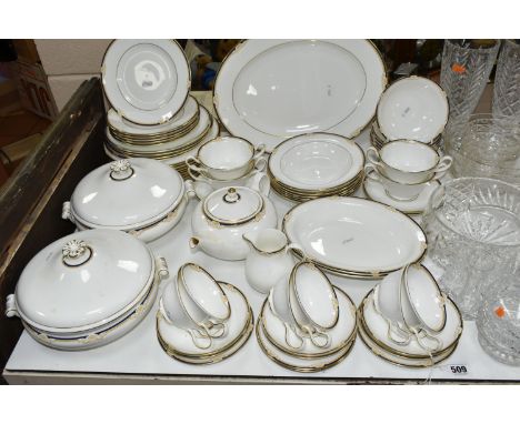 A SIXTY ONE PIECE WEDGWOOD CAVENDISH PATTERN DINNER SERVICE, pattern no R4680, comprising two tureens (each has a small chip 