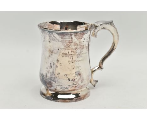 AN ELIZABETH II SILVER MUG, of baluster form with S scroll handle, bears presentation inscription, makers Viner's Ltd, Sheffi