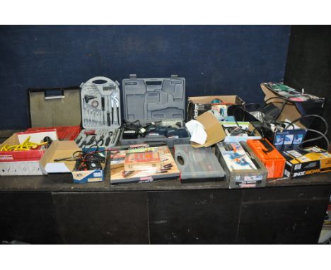 A COLLECTION OF POWER AND HAND TOOLS including a Parkside belt sander, a Black and Decker Circular saw, a Wickes 16.8v cordle