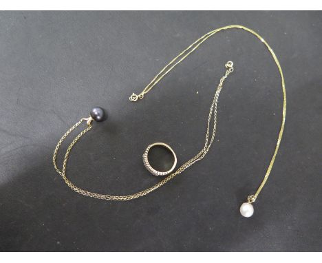 Two pearl pendant necklaces and a 9ct gold ring with approx 0.25ct small diamonds total - size I - Total weight approx. 7gms 