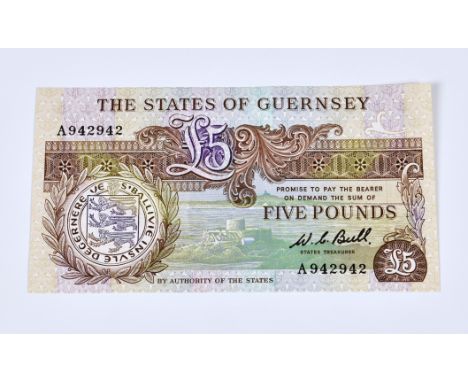 BRITISH BANKNOTE - The States of Guernsey - Five Pounds (nice serial number), c.1980, Signatory W. C. Bull, serial number A94