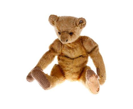 Früher STEIFF Bär, Knopf mit sehr langem ”f”, lange Arme und Buckel, Mohairverlust, Füllung zurückgegangen, Samtpfoten übernä