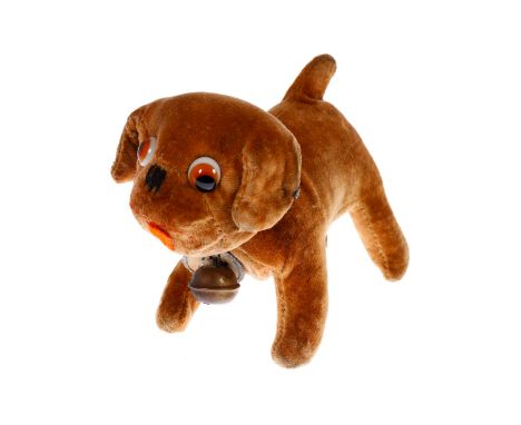 STEIFF ”Pip”, mit Glocke, Schild, Knopf mit sehr langem ”f” und minimalen Resten wohl der weißen Fahne, Samt mit kleineren Fe