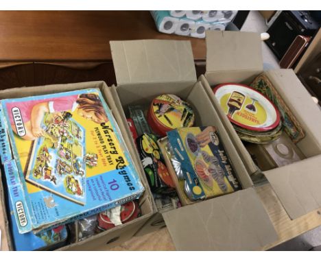 Vintage items including tins, puzzles, jelly moulds, metal ashtrays, coffee grinder, penknives etc