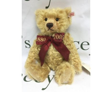 A boxed Steiff bear, 125 year celebration, approx 30cm. Shipping category B.