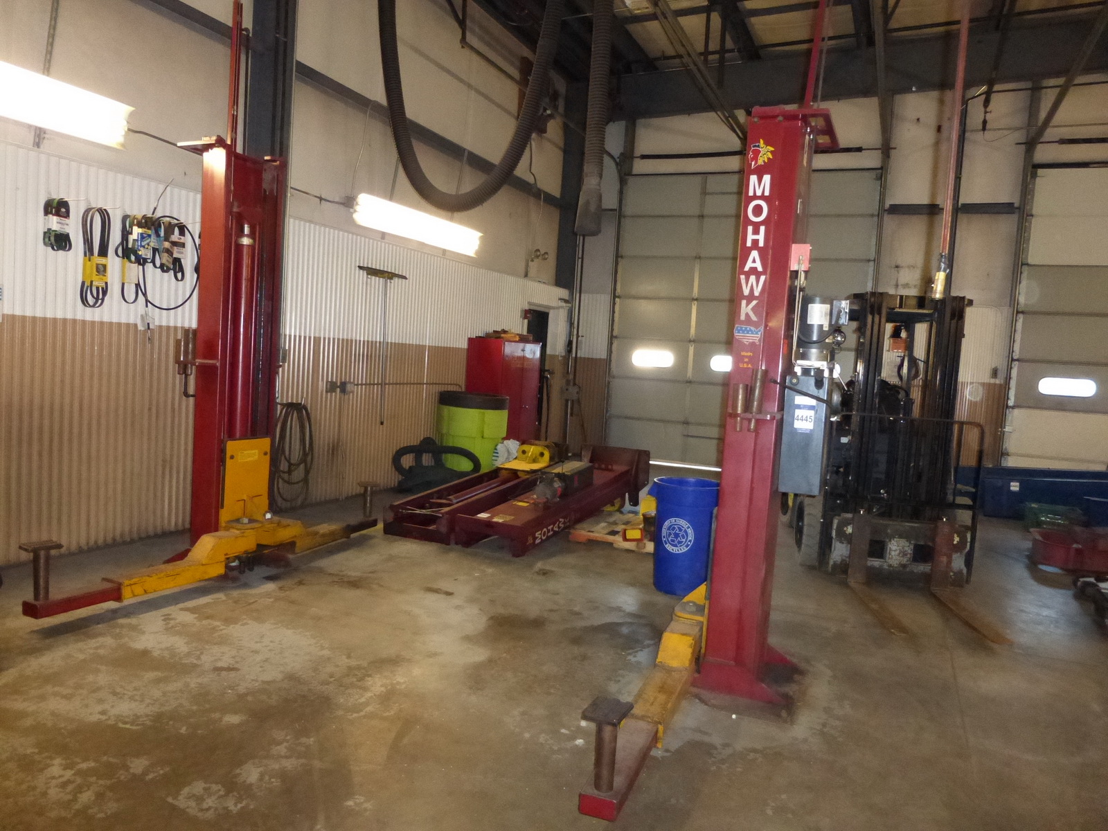 Mohawk truck lift, model TP15, s/n A2K183, 2 post, 15,000 lb. capacity