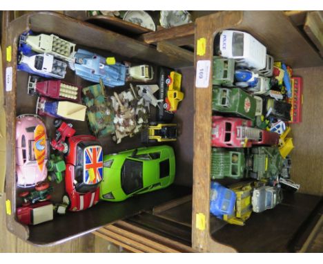 Diecast cars and commercials: various makes including Spot-On, Lledo, Maisto, Corgi and Dinky military issues (two trays)