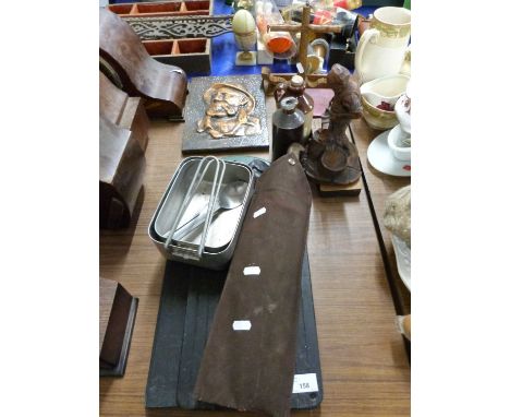 Mixed Lot: Figural wall plaque, various knives, chalk board, cribbage board, assorted ornaments etc