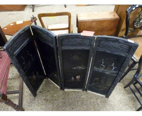 Small Chinese triple fold screen inlaid with mother of pearl decoration on a black lacquered background, 78cm high