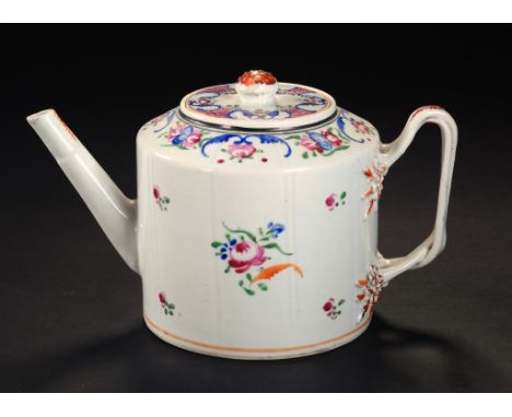 A CHINESE EXPORT PORCELAIN FAMILLE ROSE TEAPOT AND COVER, C1790 with entwined handle and peach knop, 12.5cm h ++Teapot in fin