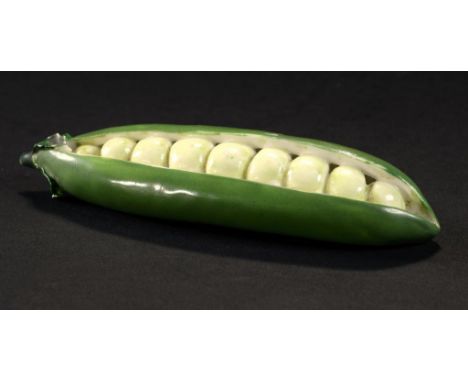 A CHELSEA MODEL OF A GARDEN PEA, C1760 9cm l ++Stalk damaged, one or two small spots of flaking of the green enamel
