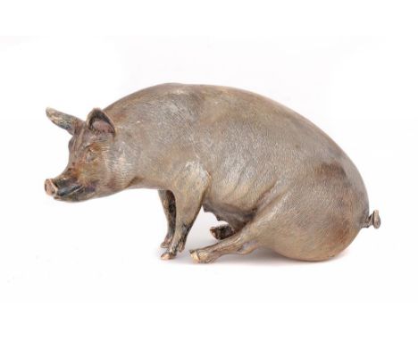 AN ELIZABETH II CAST SILVER MODEL OF A SOW  realistically textured, 6.5cm h, maker CFH & Co, London 1992, 9ozs 15dwts ++In go