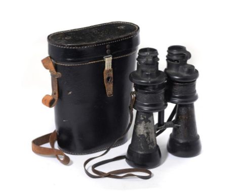 A PAIR OF GERMAN, THIRD REICH, KRIEGSMARINE PRISMATIC 7 x 50 BINOCULARS BY ERNST LEITZ, C1940 marked beh   454279, in black p