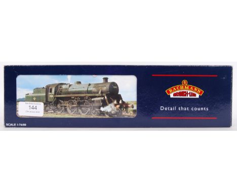 A Bachmann Branch Line 00 gauge railway trainset locomotive 31-105A Standard 4MT loco &amp; Tender. Appears mint, within the 