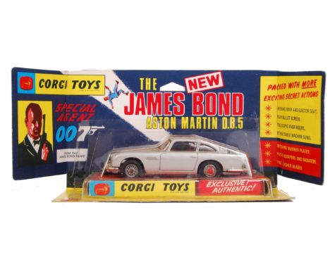 An incredible ' shop fresh ' original vintage Corgi Toys diecast model James Bond 007 Aston Martin DB5. Rare 1st issue, finis