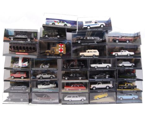 A large collection of 30x assorted GE Fabbri / Eaglemoss ' James Bond 007 Car Collection ' diecast model vehicle from various