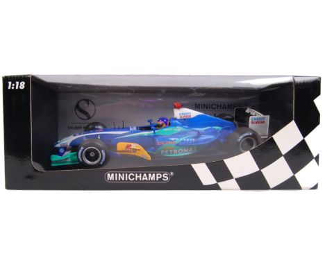 A 1:18 scale precision diecast Minichamps model ' Sauber Petronas 2005 J. Villeneuve ' F1 Formula One racing car. Ex-shop-sto