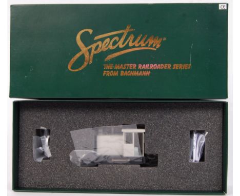 A Bachmann Spectrum series 00 / H0 / On30 gauge railway trainset locomotive set 25899 ' Side Rod Gas Mechanical Locomotive, U