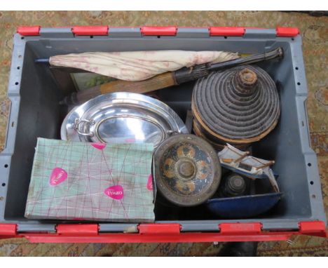 SUNDRY LOT INCLUDING OAK MANTEL CLOCK, WICKER BASKETS, WEIGHING SCALES, PLATED ENTREE DISH, ETC. 