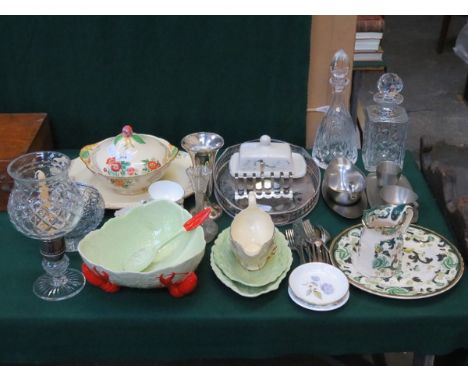 SUNDRY LOT INCLUDING SILVER PLATEDWARE, FLATWARE, CERAMICS, GLASS, INCLUDING CARLTONWARE LOBSTER POT, ETC. 