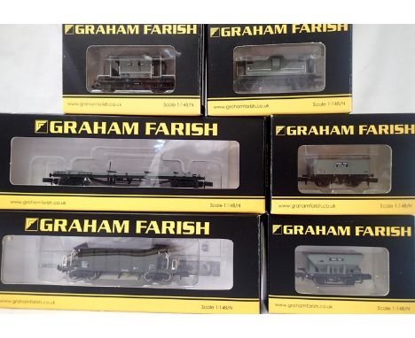 Six N gauge Farish wagons, brake x2, hopper, bogie bolster, sealion and tipper. P&P Group 1 (£14+VAT for the first lot and £1