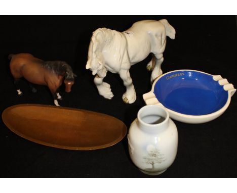 A Beswick Dapple Grey heavy horse figure, a Beswick Bay hunter figure, a Carlton ware Guiness ashtray, L.R.I Borrowdale beate