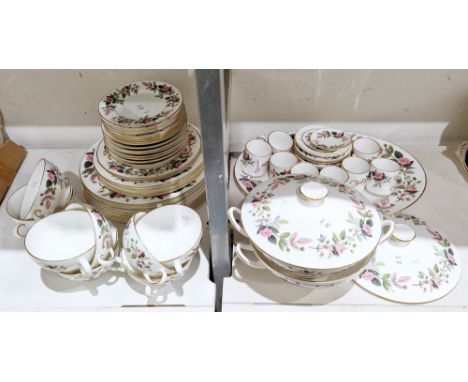 Wedgwood bone china 'Hathaway Rose' pattern part dinner service, printed marks, pattern no.R4317, including two two-handled v