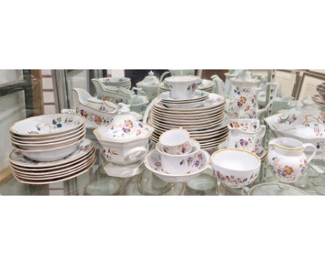 Wedgwood pottery Devon Rose pattern dinner service, printed blue marks, printed with chinoisserie flower sprays, including a 