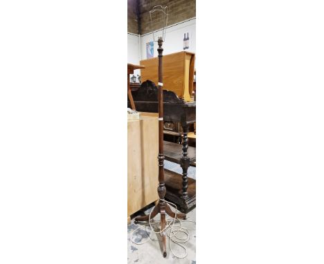 Early to mid 20th century mahogany turned column standard lamp&nbsp;raised on three splayed legs with ball feet, 149cm high&n