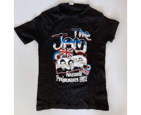 An original t-shirt (size M) with design commemorating The Jam's final performance in December 1982. Size M.