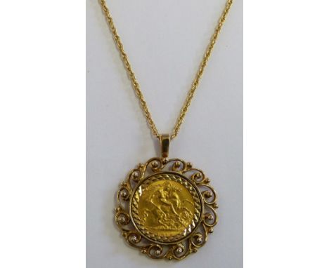 A 1913 half sovereign base mounted as a pendant, chain, 13gms