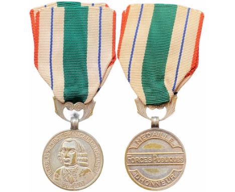 Breast Badge, 30 mm, silvered metal, with original ornamented suspension ring and ribbon. Rare and in extremely fine conditio